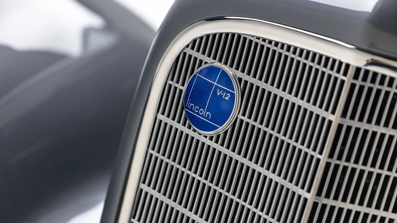 1937 Lincoln Zephyr - Image 31 of 31