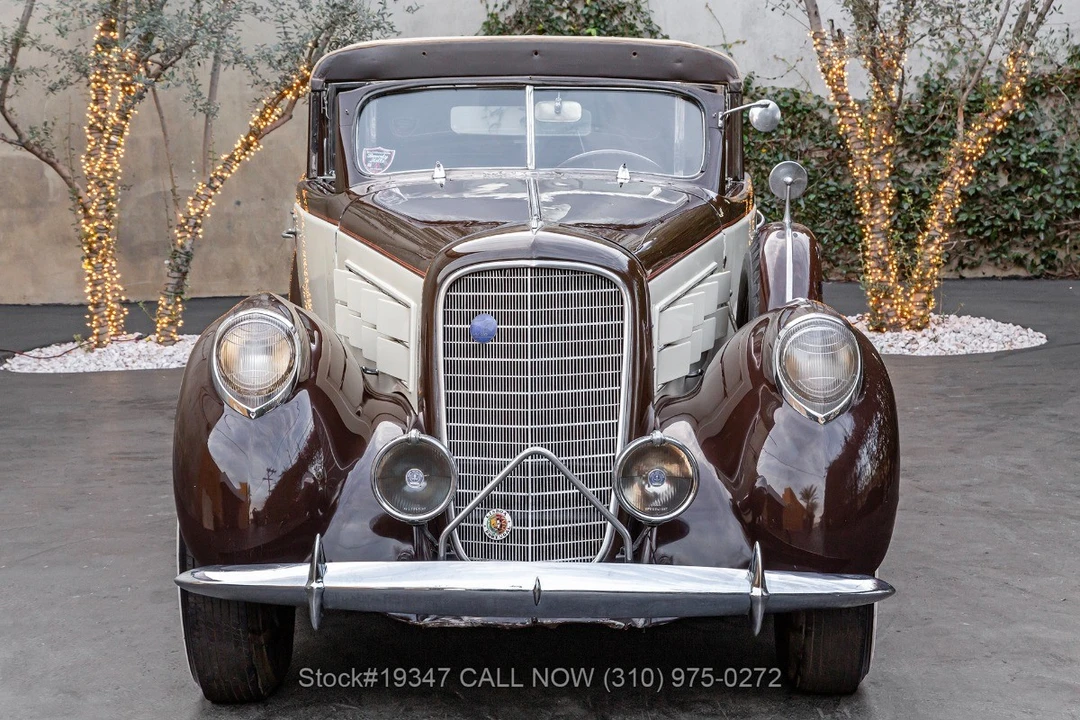 1937 Lincoln Zephyr - Image 2 of 31