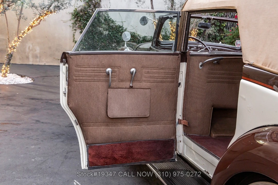 1937 Lincoln Zephyr - Image 28 of 31