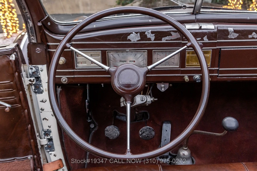 1937 Lincoln Zephyr - Image 25 of 31