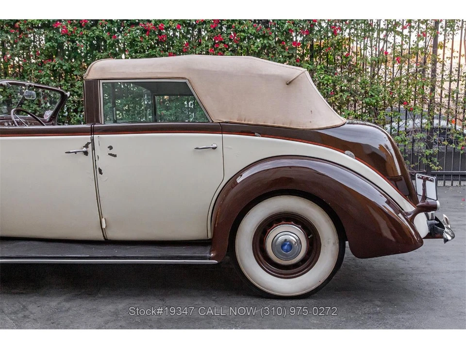 1937 Lincoln Zephyr - Image 18 of 31