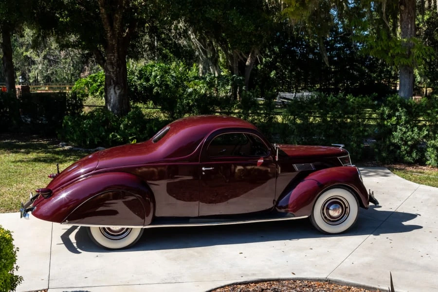 1937 Lincoln Zephyr - Image 23 of 31