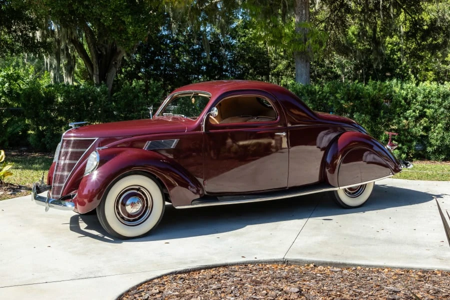 1937 Lincoln Zephyr - Image 25 of 31
