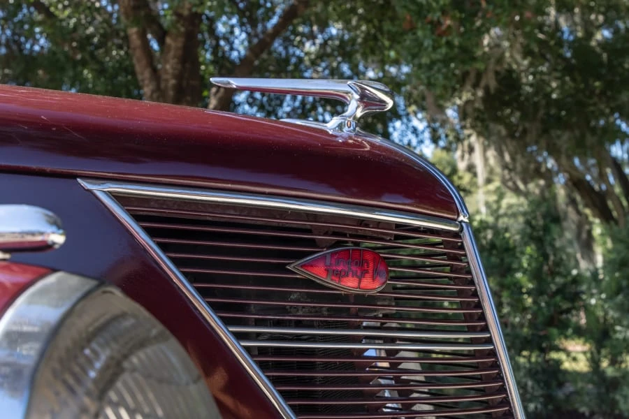 1937 Lincoln Zephyr - Image 12 of 31