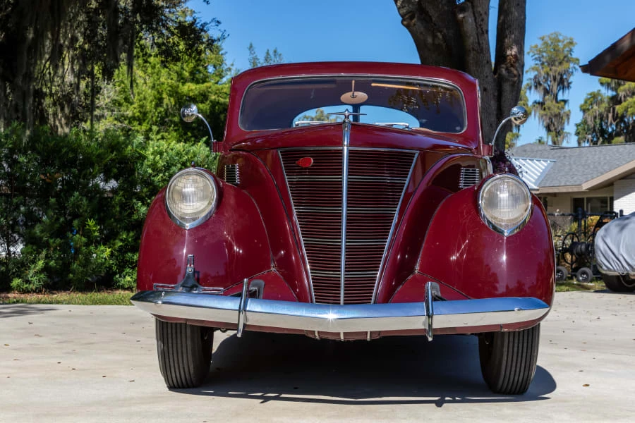 1937 Lincoln Zephyr - Image 4 of 31
