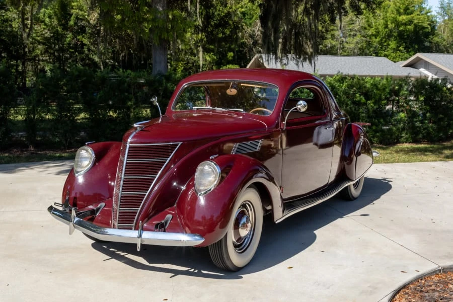 1937 Lincoln Zephyr - Image 24 of 31