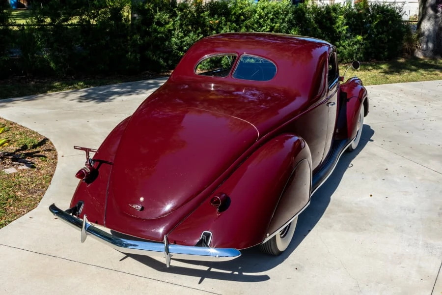 1937 Lincoln Zephyr - Image 8 of 31
