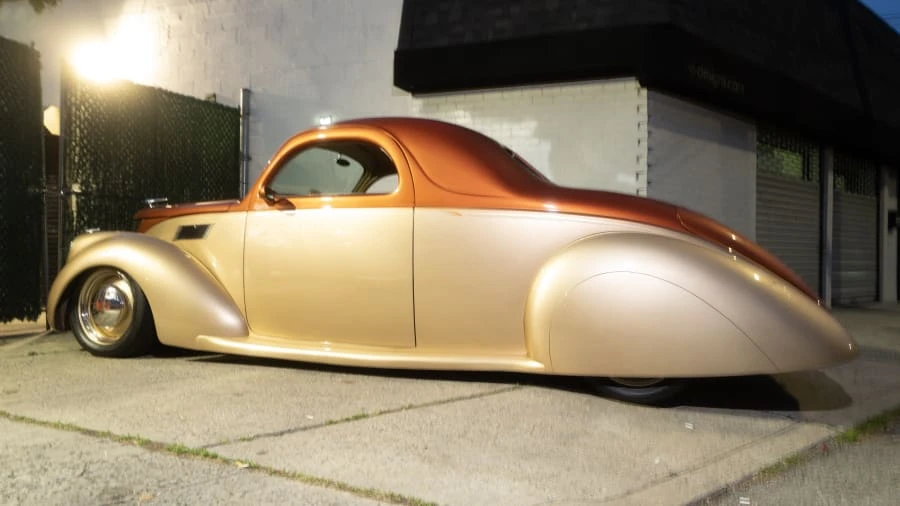 1937 Lincoln Zephyr - Image 2 of 14