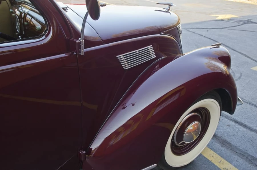 1937 Lincoln Zephyr - Image 4 of 10