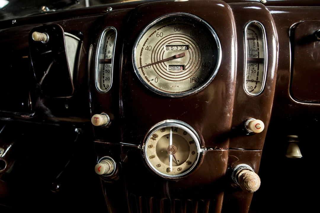 1937 Lincoln Zephyr - Image 6 of 8