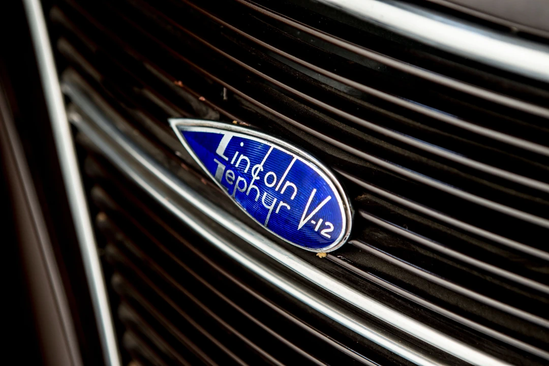 1937 Lincoln Zephyr - Image 2 of 8