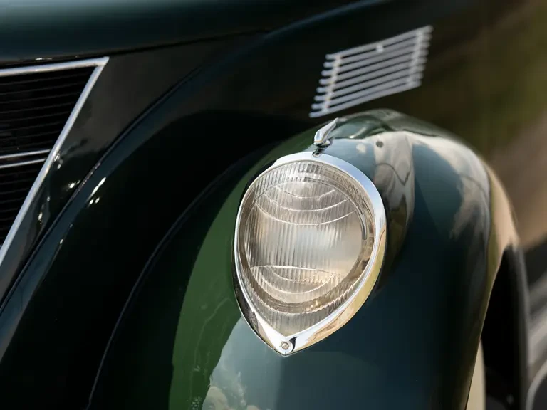 1937 Lincoln Zephyr - Image 17 of 31