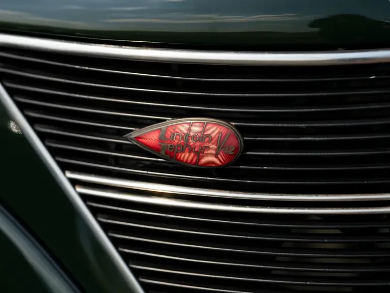 1937 Lincoln Zephyr - Image 15 of 31
