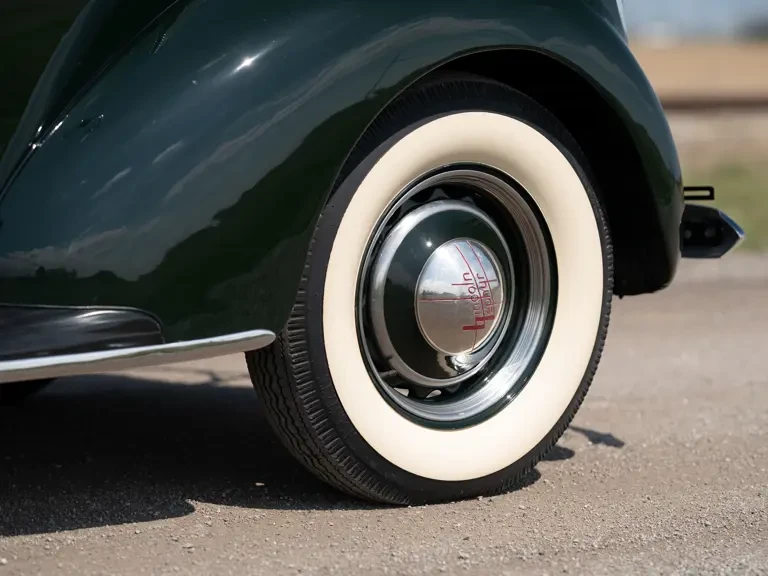 1937 Lincoln Zephyr - Image 27 of 31