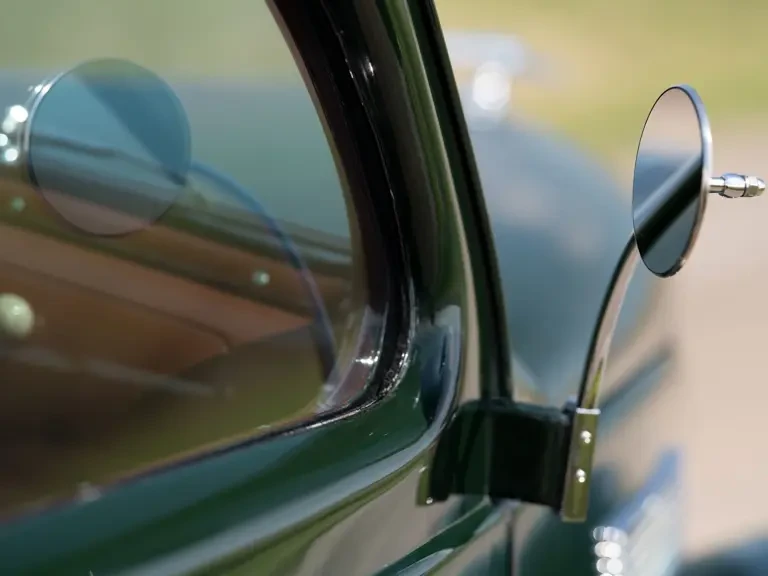 1937 Lincoln Zephyr - Image 26 of 31