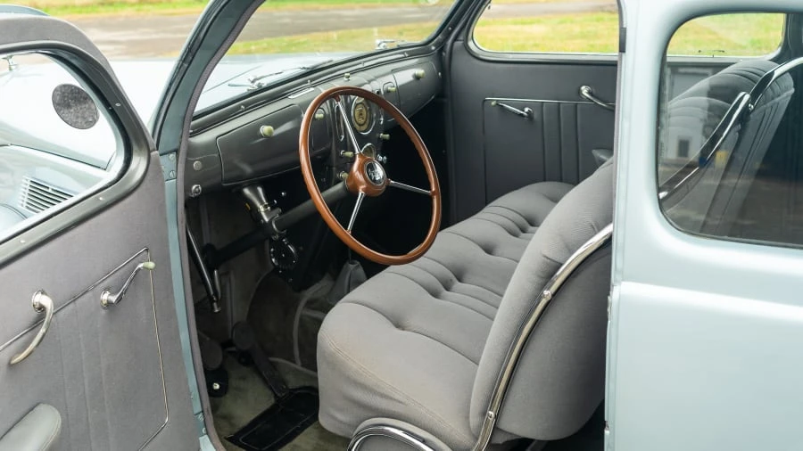 1937 Lincoln Zephyr - Image 4 of 12