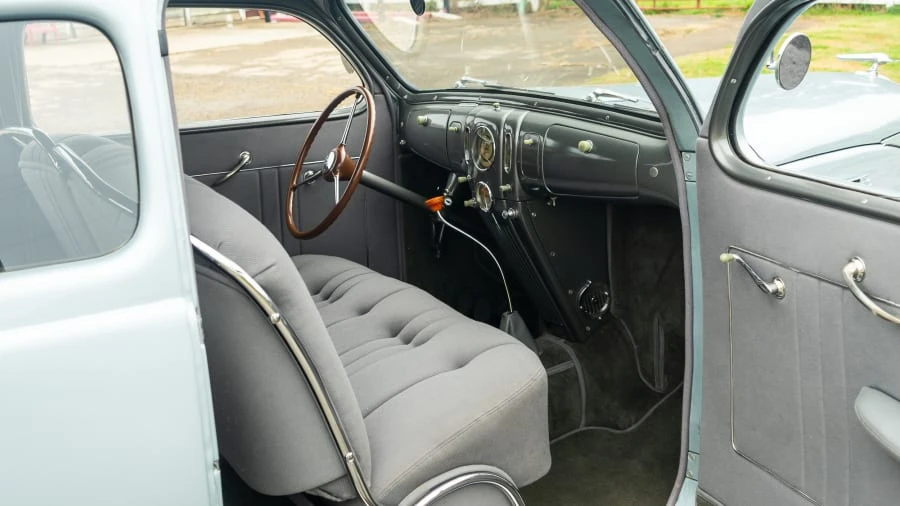 1937 Lincoln Zephyr - Image 5 of 12