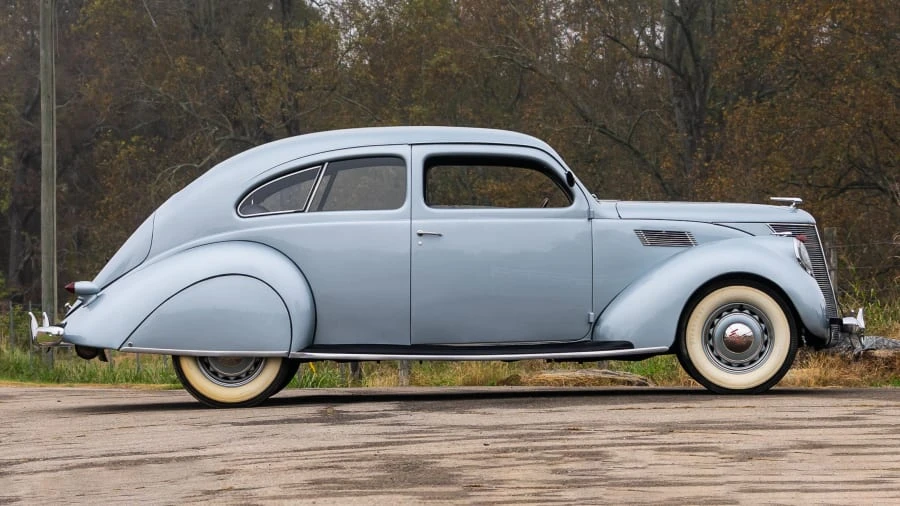 1937 Lincoln Zephyr - Image 8 of 12