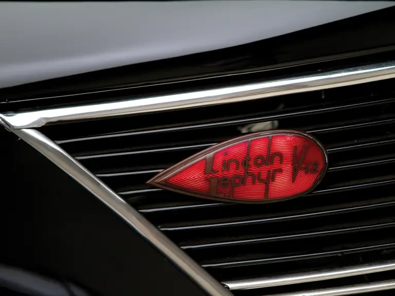 1937 Lincoln Zephyr - Image 7 of 25