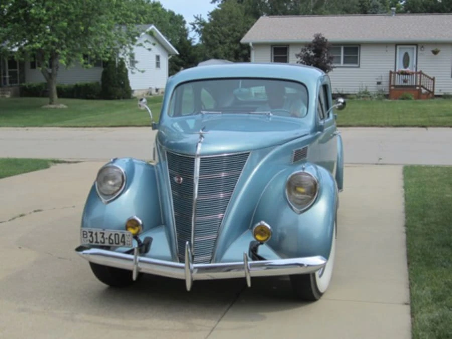 1937 Lincoln Zephyr - Image 6 of 8