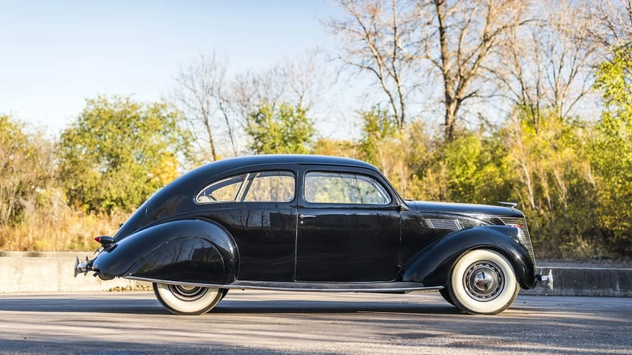 1937 Lincoln Zephyr - Image 2 of 12