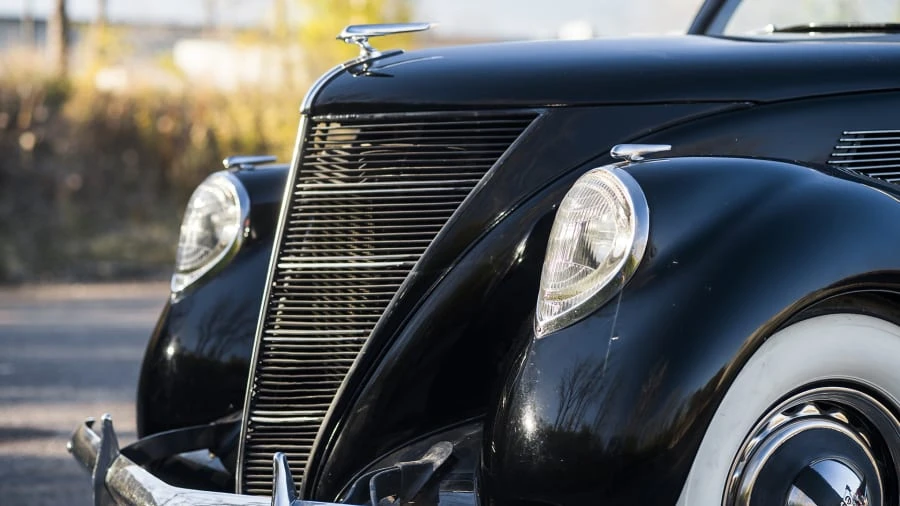 1937 Lincoln Zephyr - Image 9 of 12