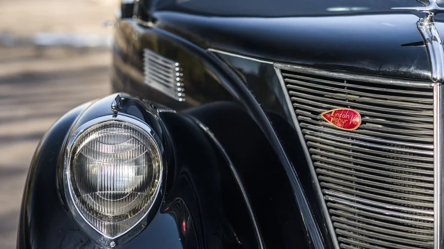 1937 Lincoln Zephyr - Image 11 of 12