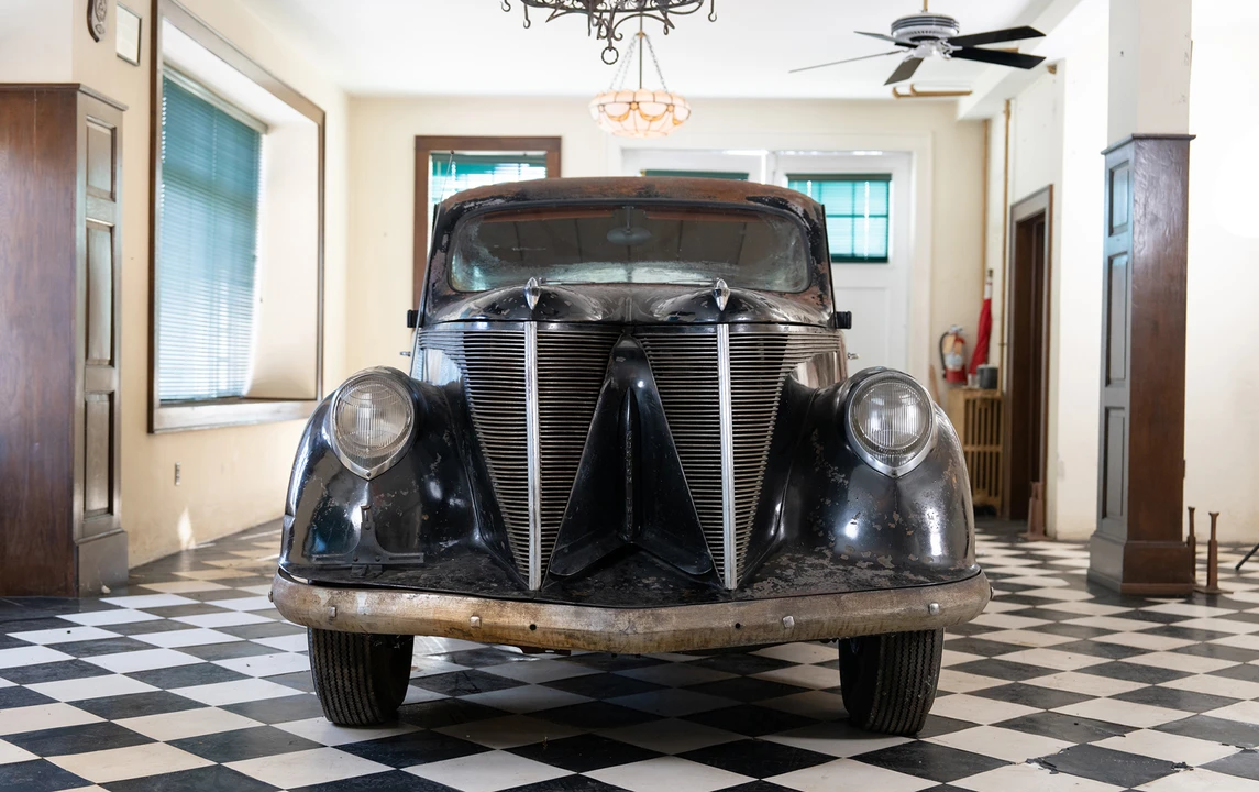 1937 Lincoln Zephyr - Image 9 of 22