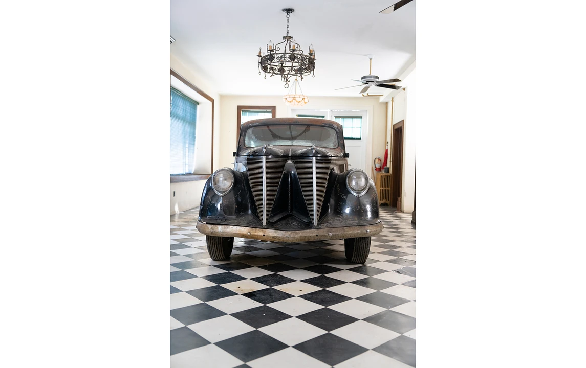 1937 Lincoln Zephyr - Image 10 of 22