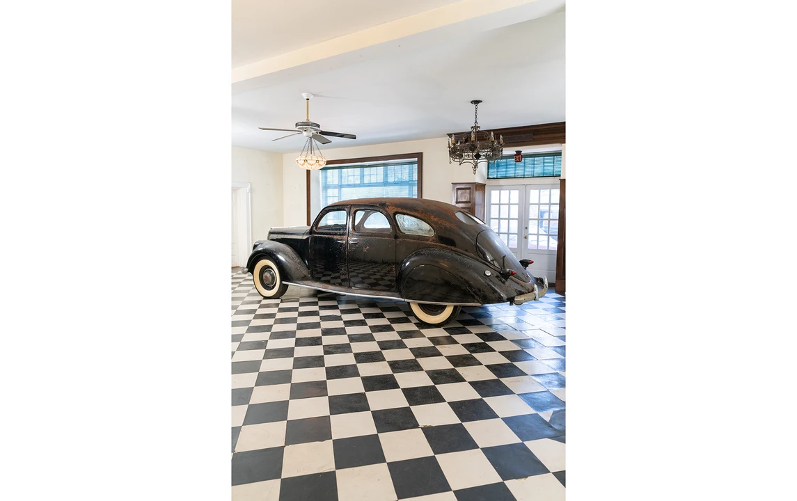 1937 Lincoln Zephyr - Image 4 of 22