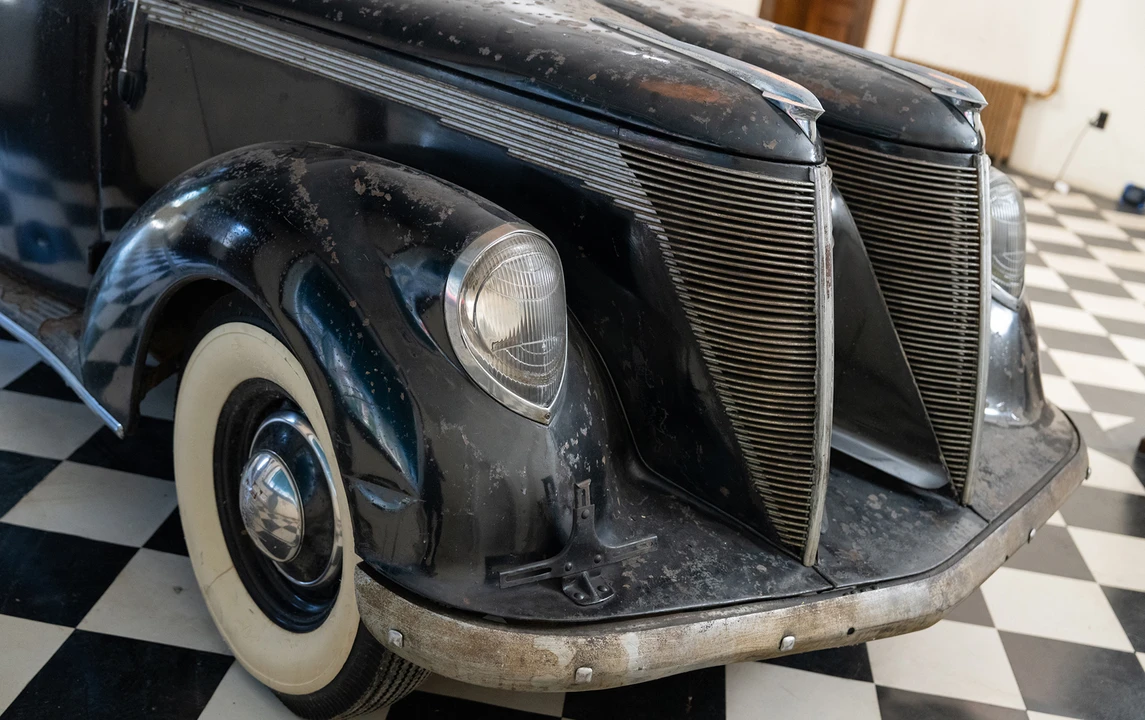 1937 Lincoln Zephyr - Image 15 of 22
