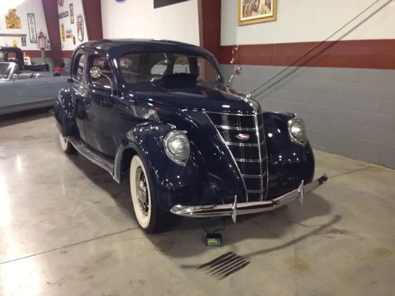 1937 Lincoln Zephyr - Image 2 of 2
