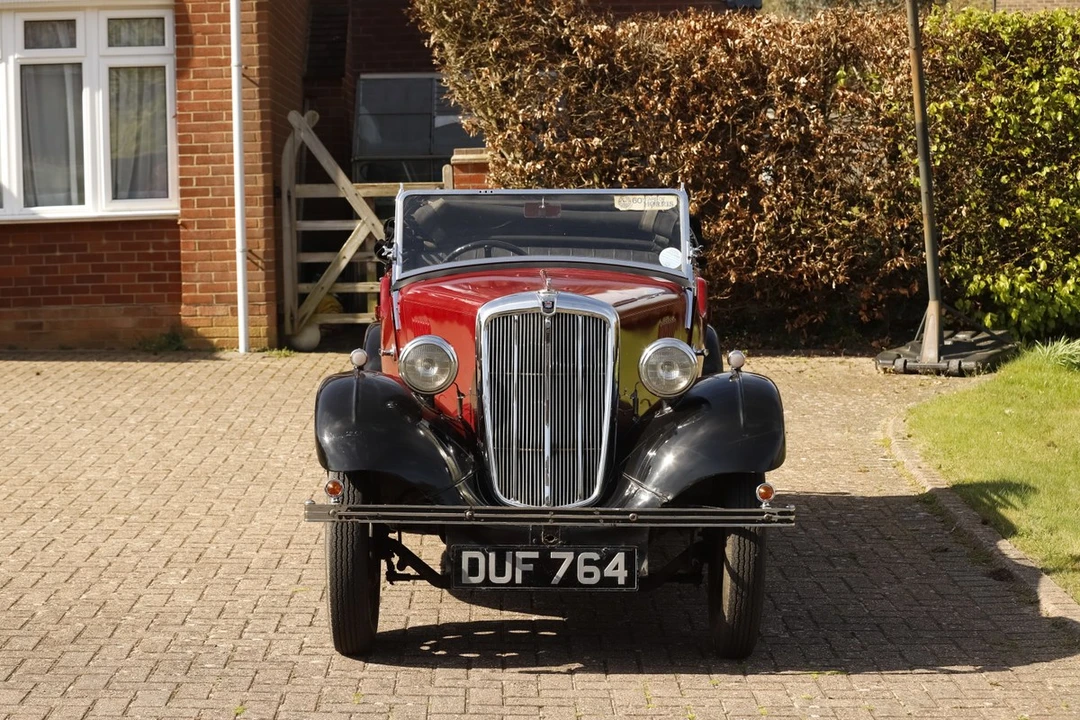 1937 Morris - Image 2 of 30