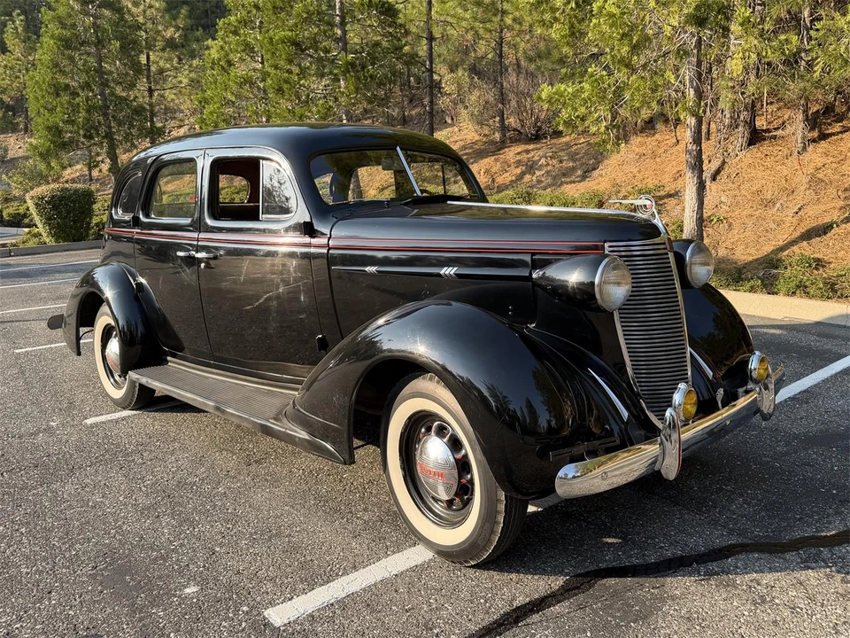 1937 Nash - Image 2 of 31