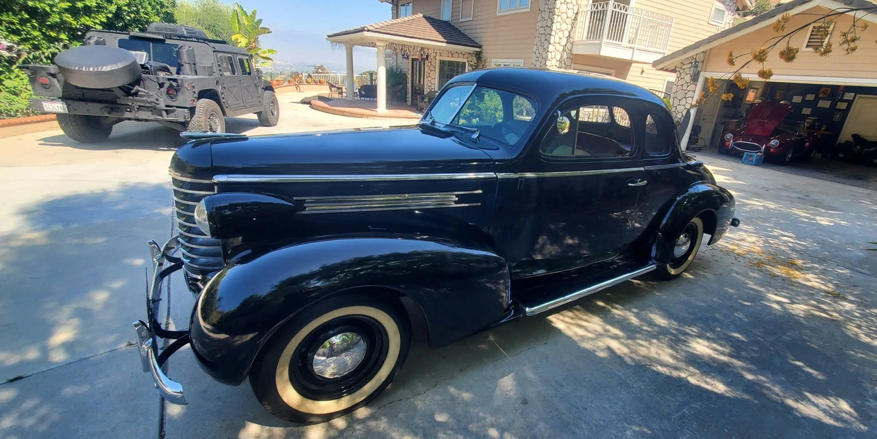 1937 Oldsmobile F-Series - Image 4 of 31