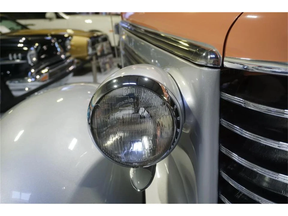 1937 Oldsmobile F-Series - Image 6 of 31