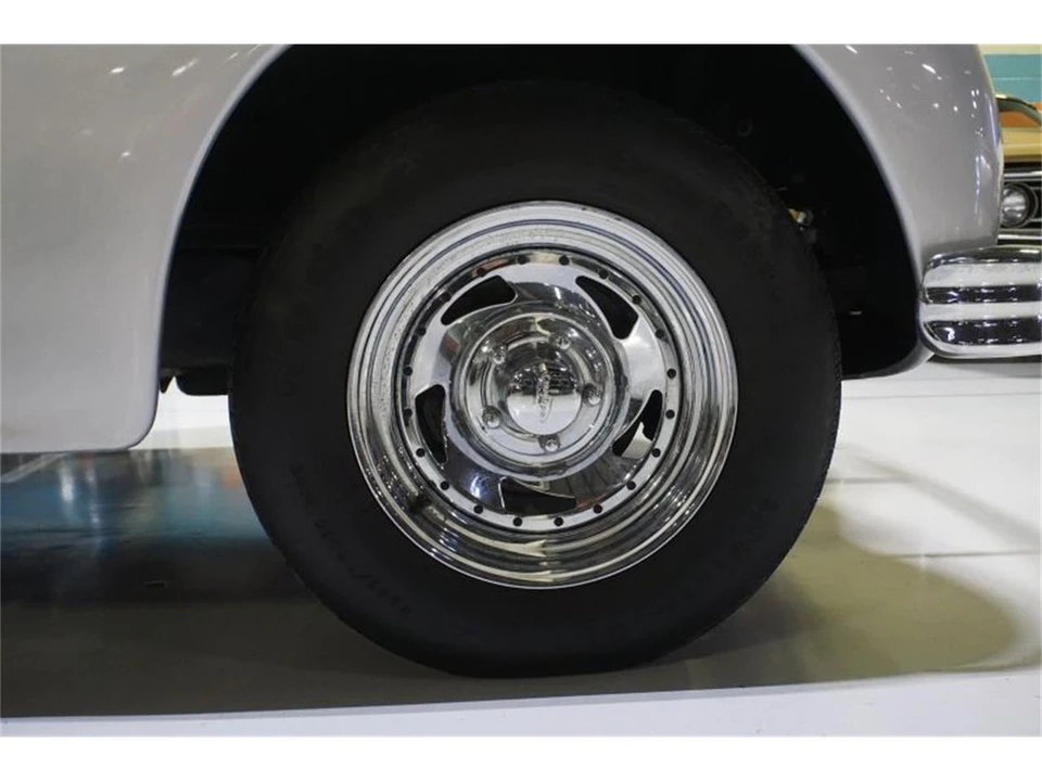 1937 Oldsmobile F-Series - Image 24 of 31