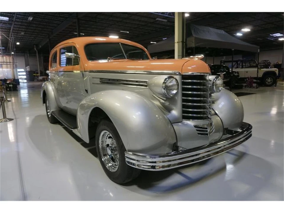 1937 Oldsmobile F-Series - Image 10 of 31