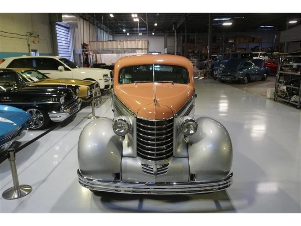 1937 Oldsmobile F-Series - Image 4 of 31