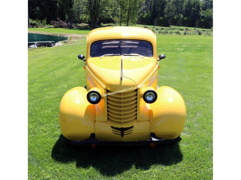 1937 Oldsmobile - Image 9 of 30