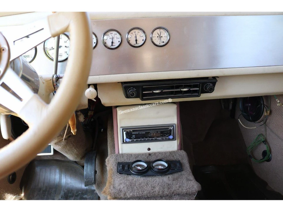 1937 Oldsmobile - Image 15 of 30