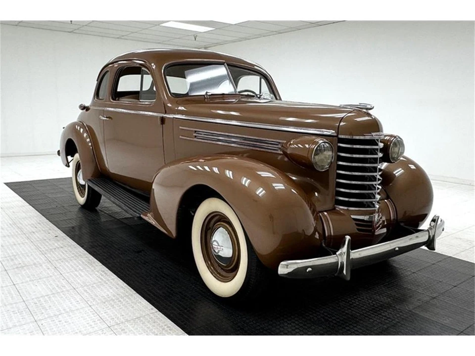 1937 Oldsmobile F-Series - Image 7 of 31