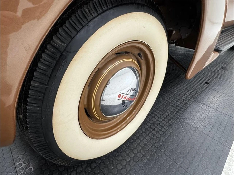 1937 Oldsmobile F-Series - Image 13 of 31