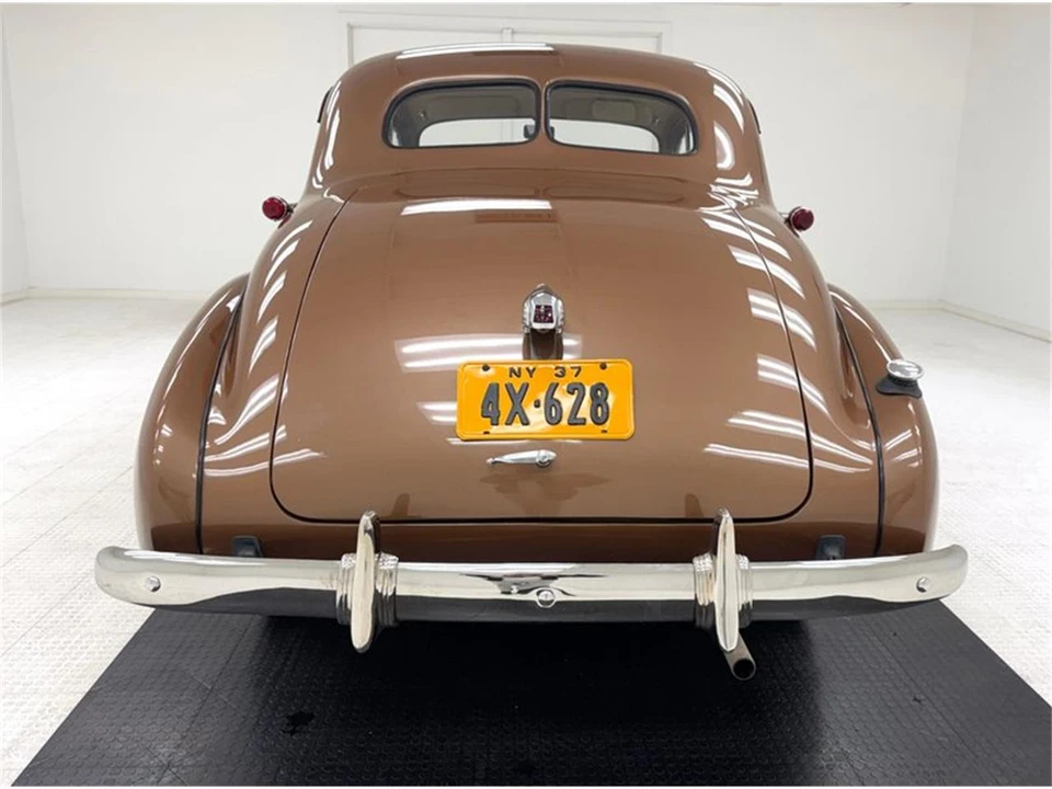 1937 Oldsmobile F-Series - Image 4 of 31
