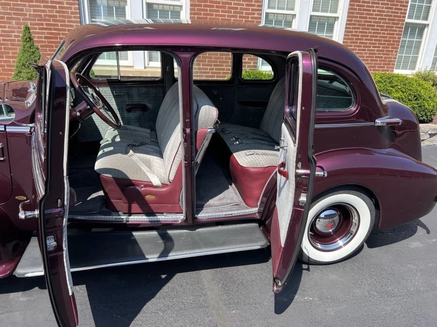 1937 Oldsmobile F-Series - Image 8 of 17
