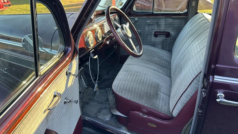 1937 Oldsmobile F-Series - Image 5 of 6