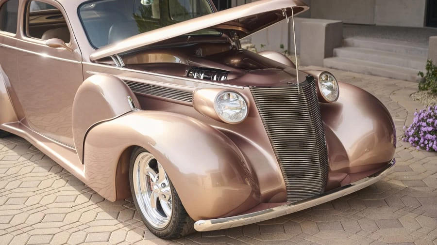 1937 Oldsmobile F-Series - Image 5 of 31