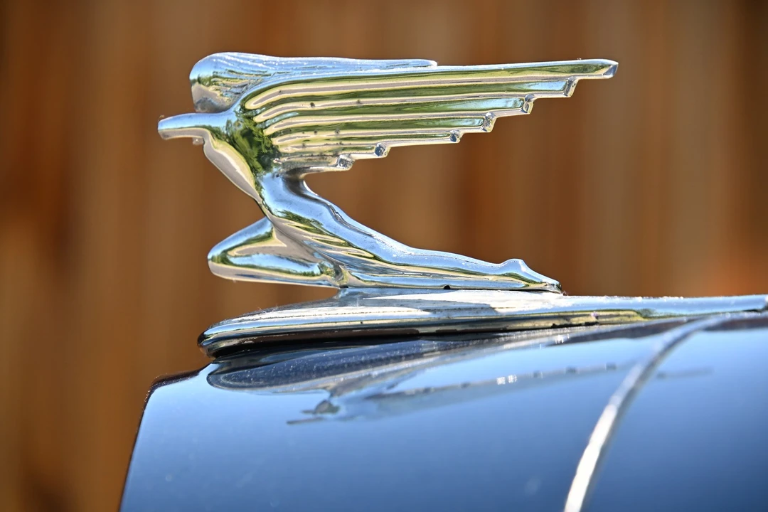 1937 Packard Twelve - Image 11 of 24