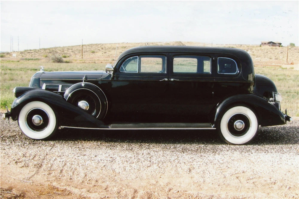 1937 Pierce-Arrow - Image 2 of 5