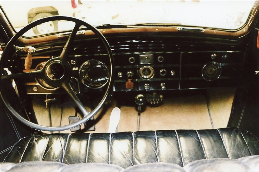 1937 Pierce-Arrow - Image 4 of 5